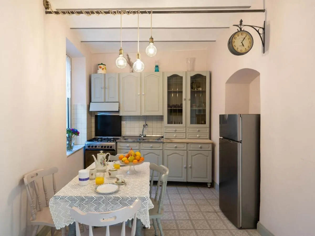 Apartment Caruggiu - Ptb193 By Interhome Pietrabruna